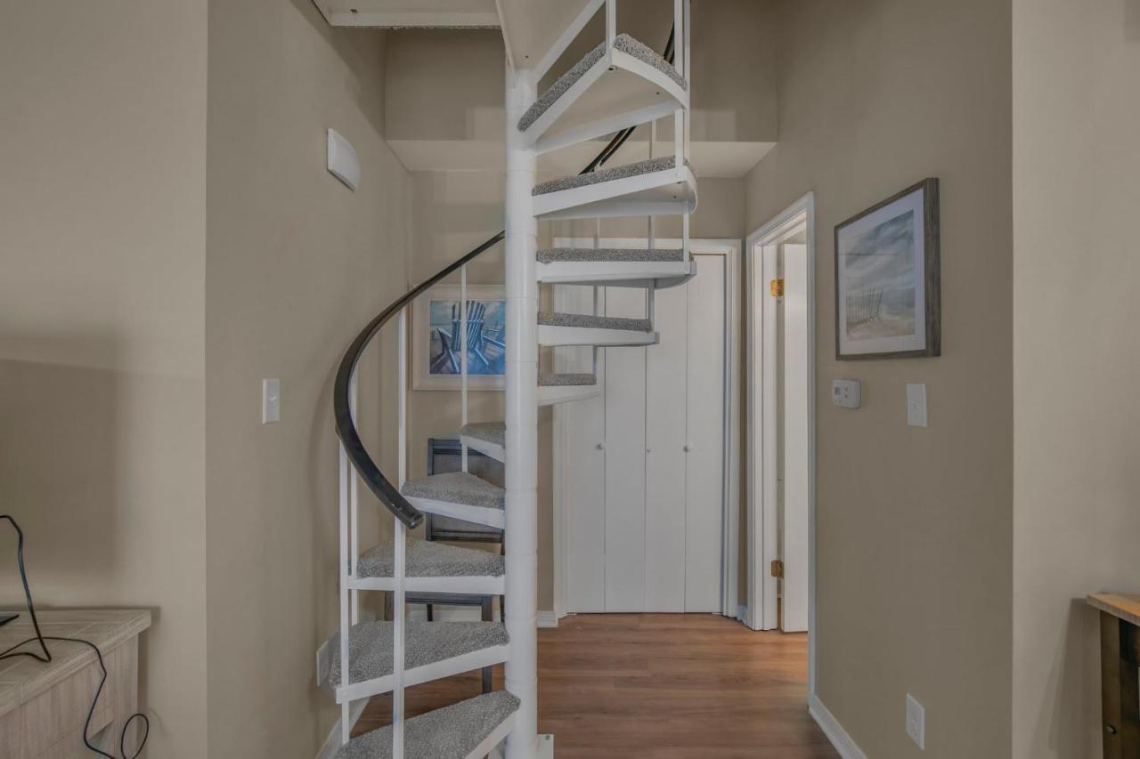 The Cove 205b By Collection * Gulf Shores